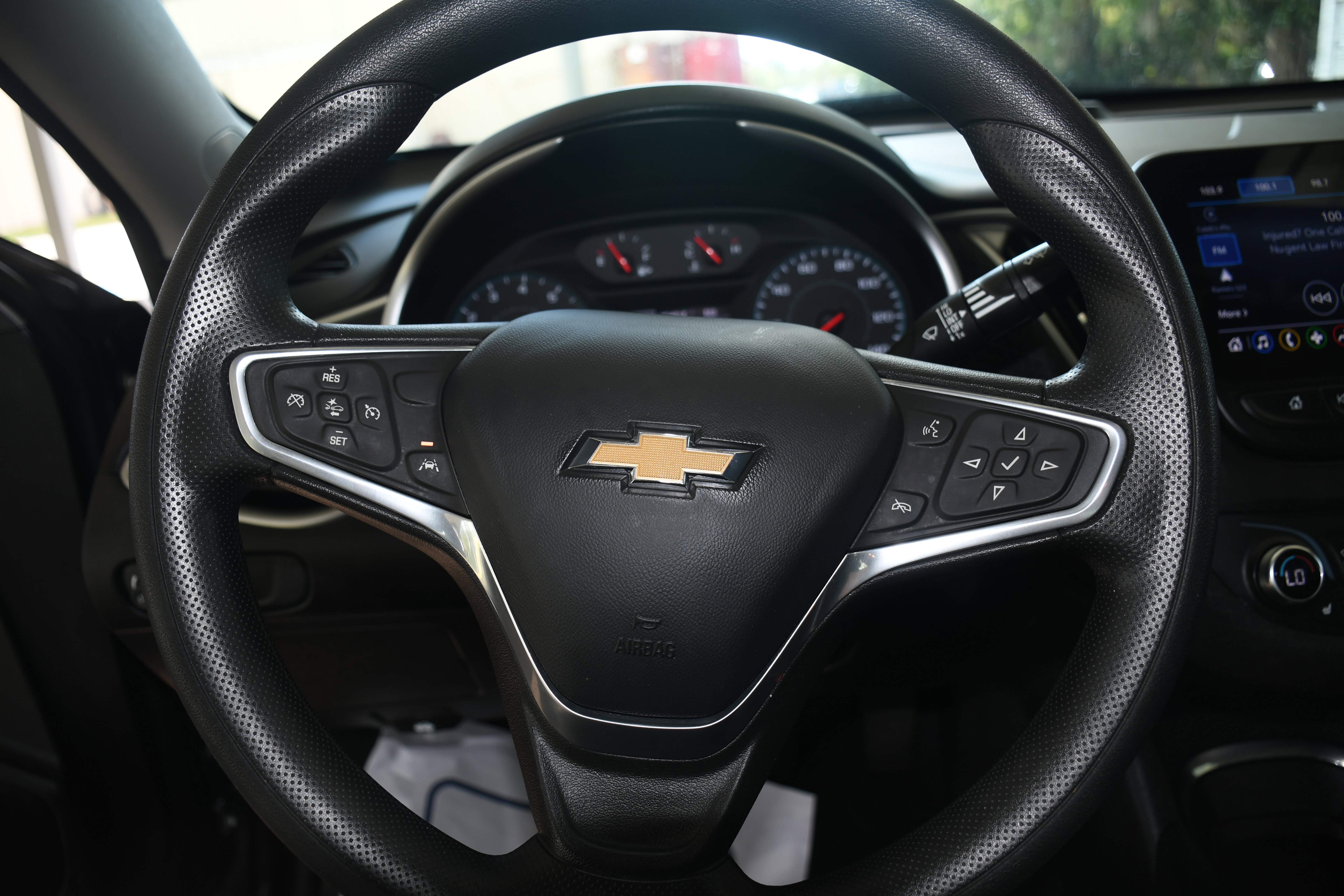 Used 2023 Chevrolet Malibu LT image 12