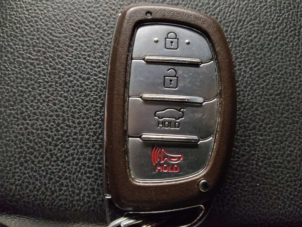 Used 2018 Hyundai Elantra Value Edition w/ Cargo Package image 32