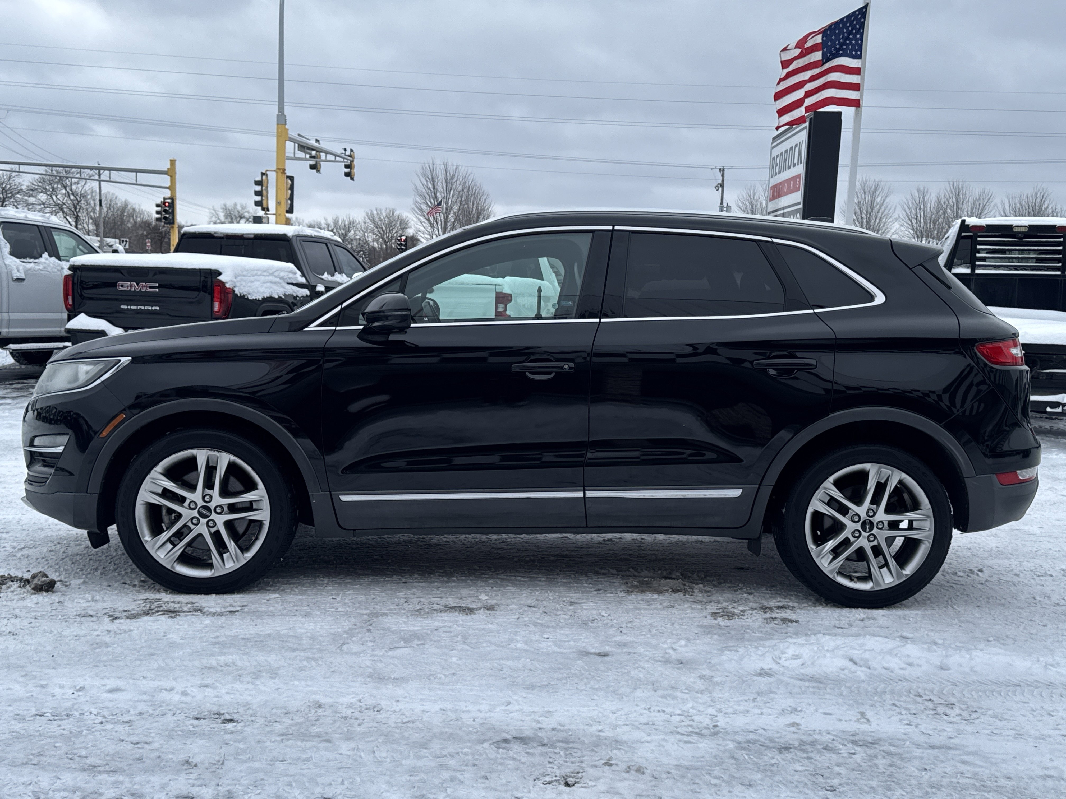 Used 2017 Lincoln MKC Reserve w/ Lincoln MKC Climate Package image 4