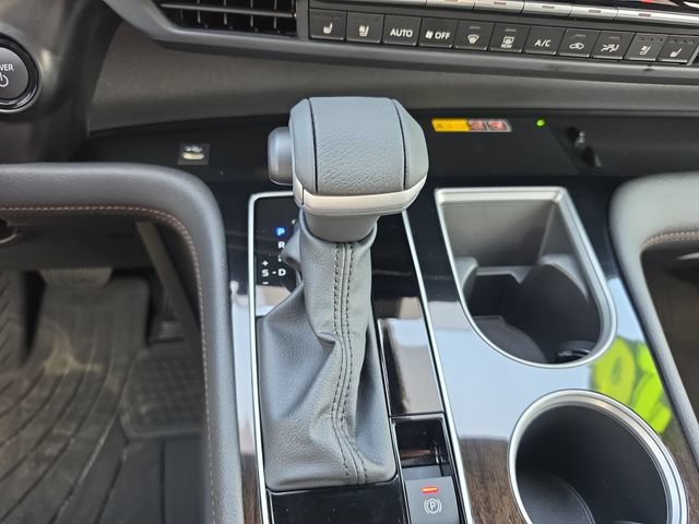 Used 2026 Toyota Sienna Limited FWD image 20