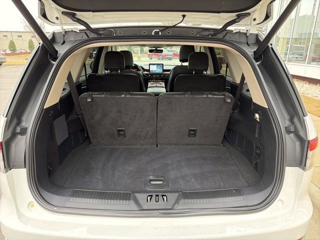 Certified 2023 Lincoln Aviator Reserve w/ Elements Package Plus image 28