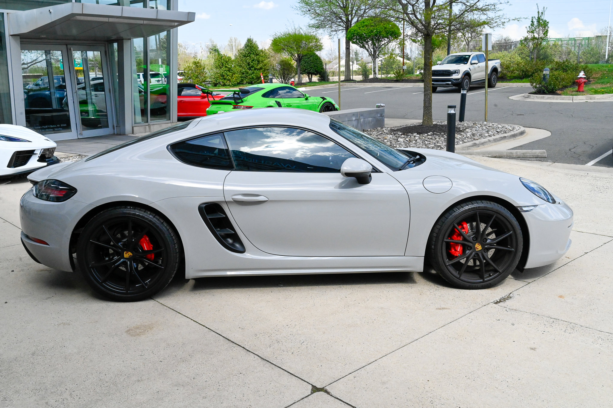 Used 2019 Porsche 718 Cayman S image 4