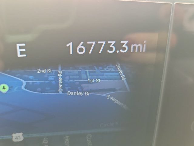 Certified 2025 Lincoln Navigator Reserve AWD/4WD image 31