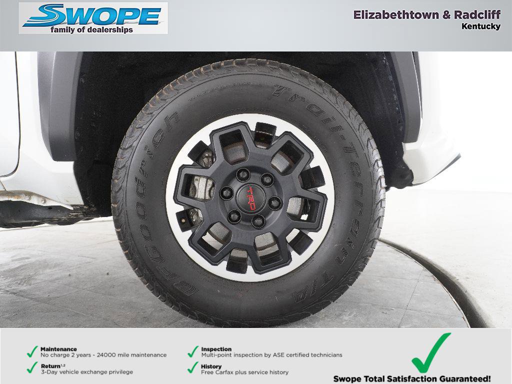 Used 2024 Toyota Tacoma TRD Off-Road image 25