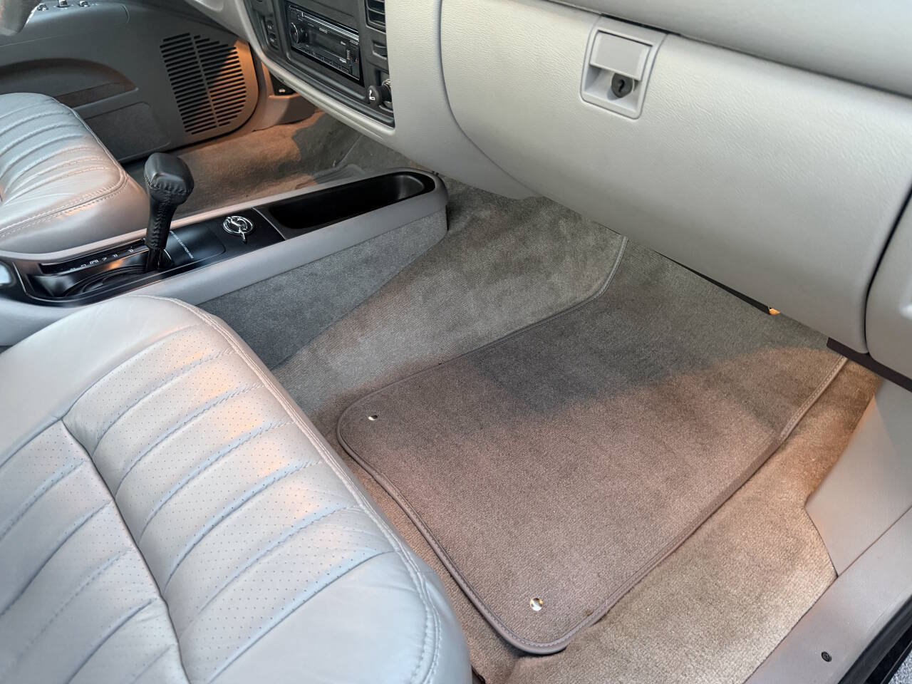 Used 1996 Chevrolet Impala SS RWD image 33
