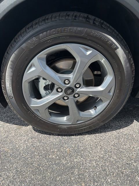Used 2026 Ford Escape ST-Line w/ Tech Pack #1 FWD image 18