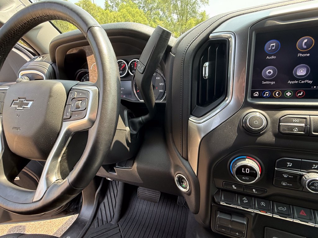Certified 2020 Chevrolet Silverado 1500 RST AWD/4WD image 22