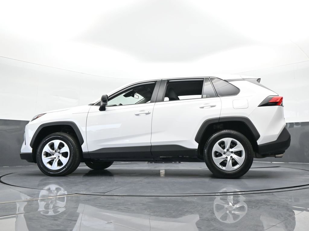 Used 2023 Toyota RAV4 LE image 44