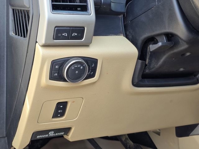 Used 2019 Ford F350 Lariat w/ Tow Technology Bundle image 20
