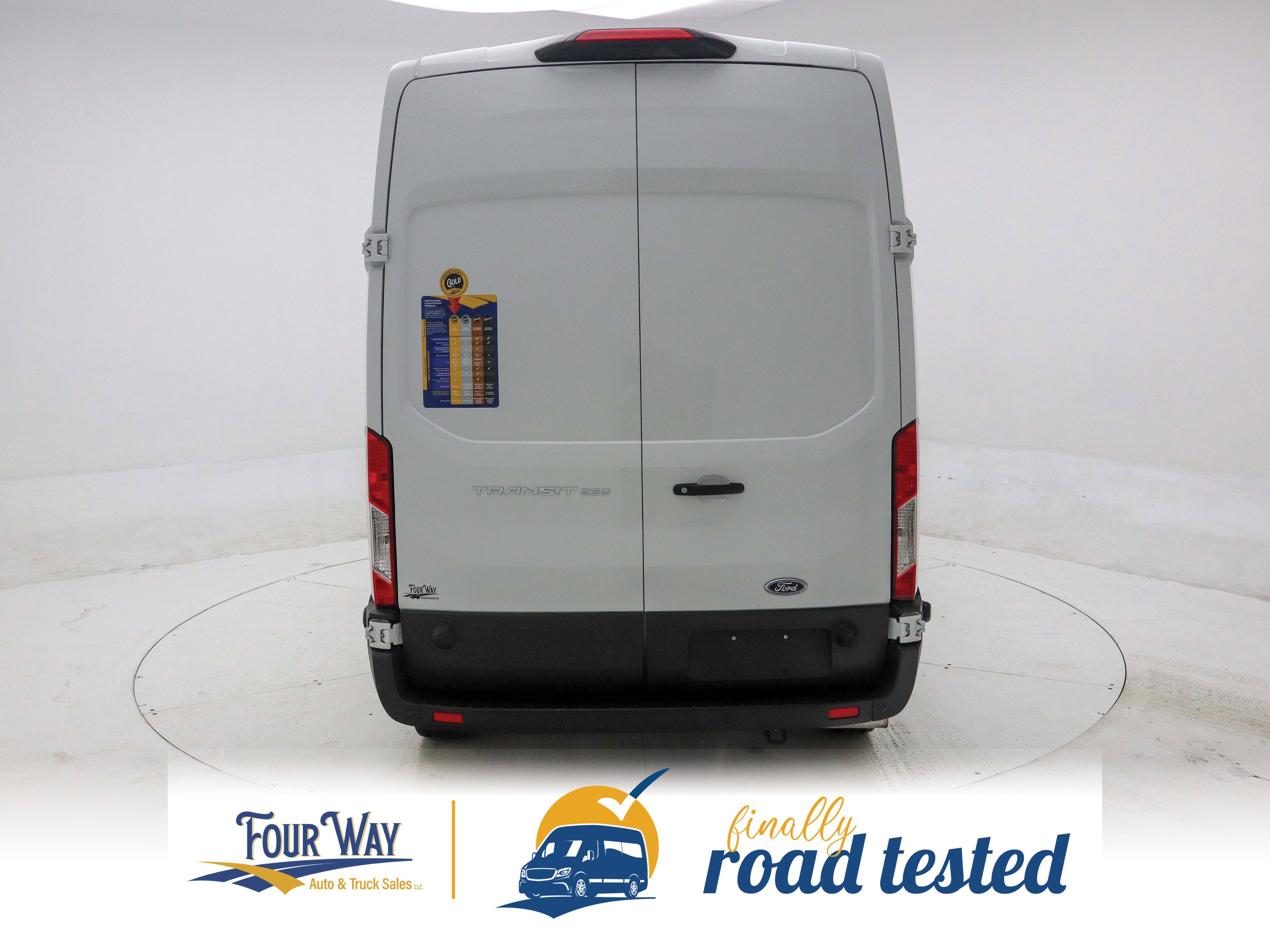 Used 2025 Ford Transit 250 148 High Roof image 5