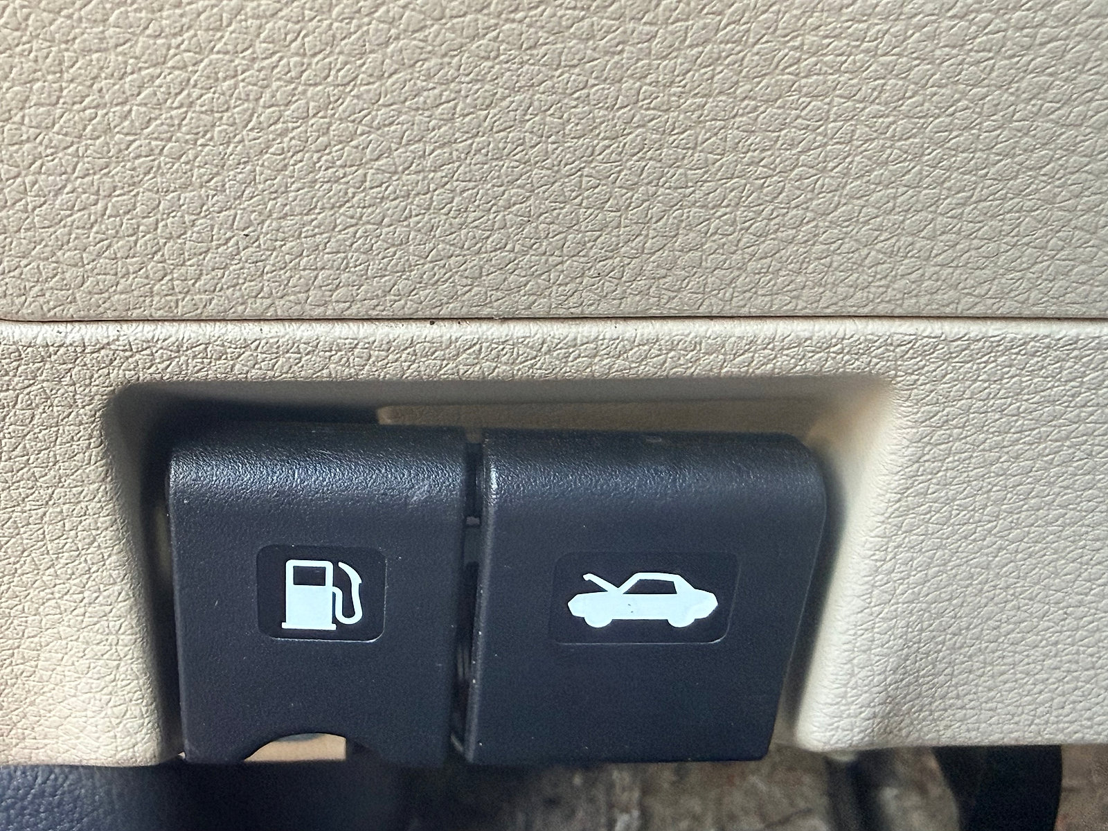 Used 2015 Nissan Altima 2.5 SL w/ Technology Package FWD image 27