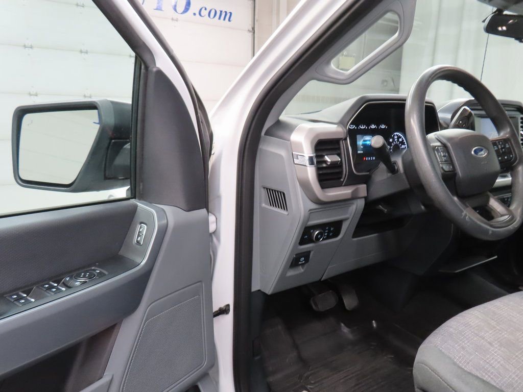 Used 2023 Ford F150 XLT image 45