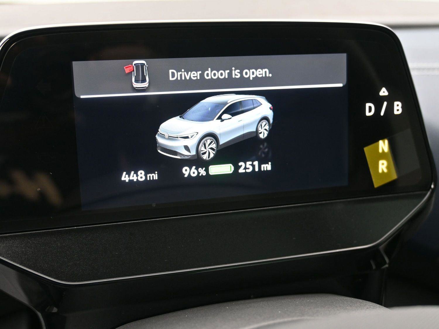 Used 2025 Volkswagen ID.4 Pro S Plus image 3