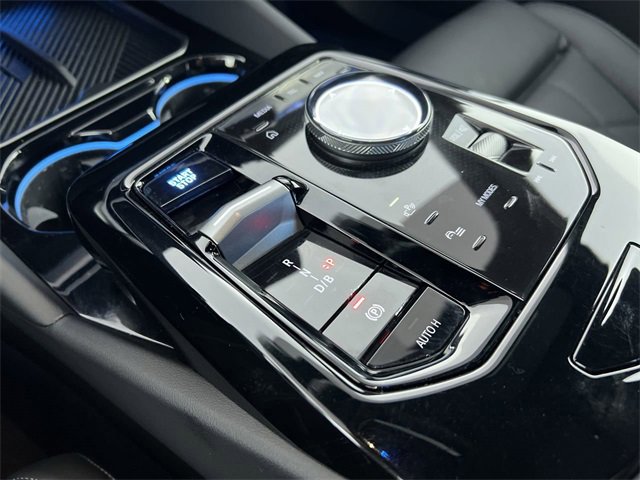 Used 2024 BMW i5 M60 w/ Premium Package image 16