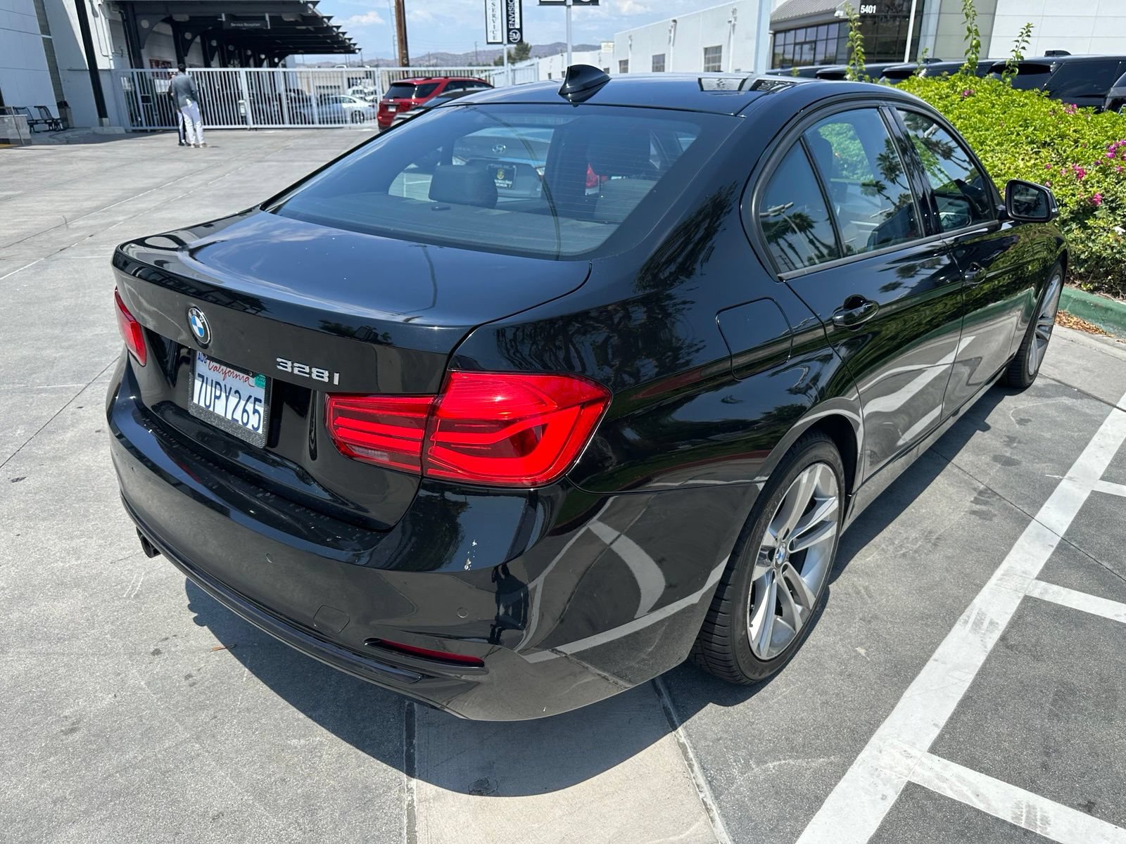 Used 2016 BMW 328i Sedan RWD image 9