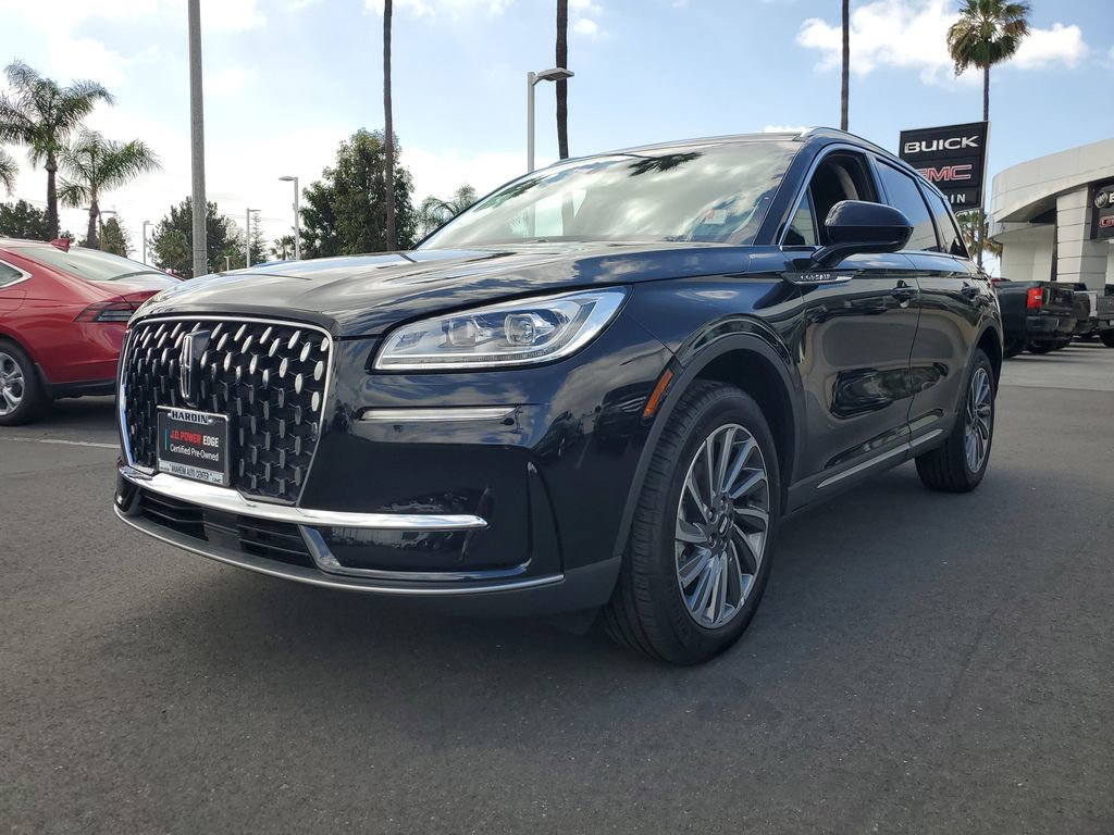 Used 2023 Lincoln Corsair Reserve image 2