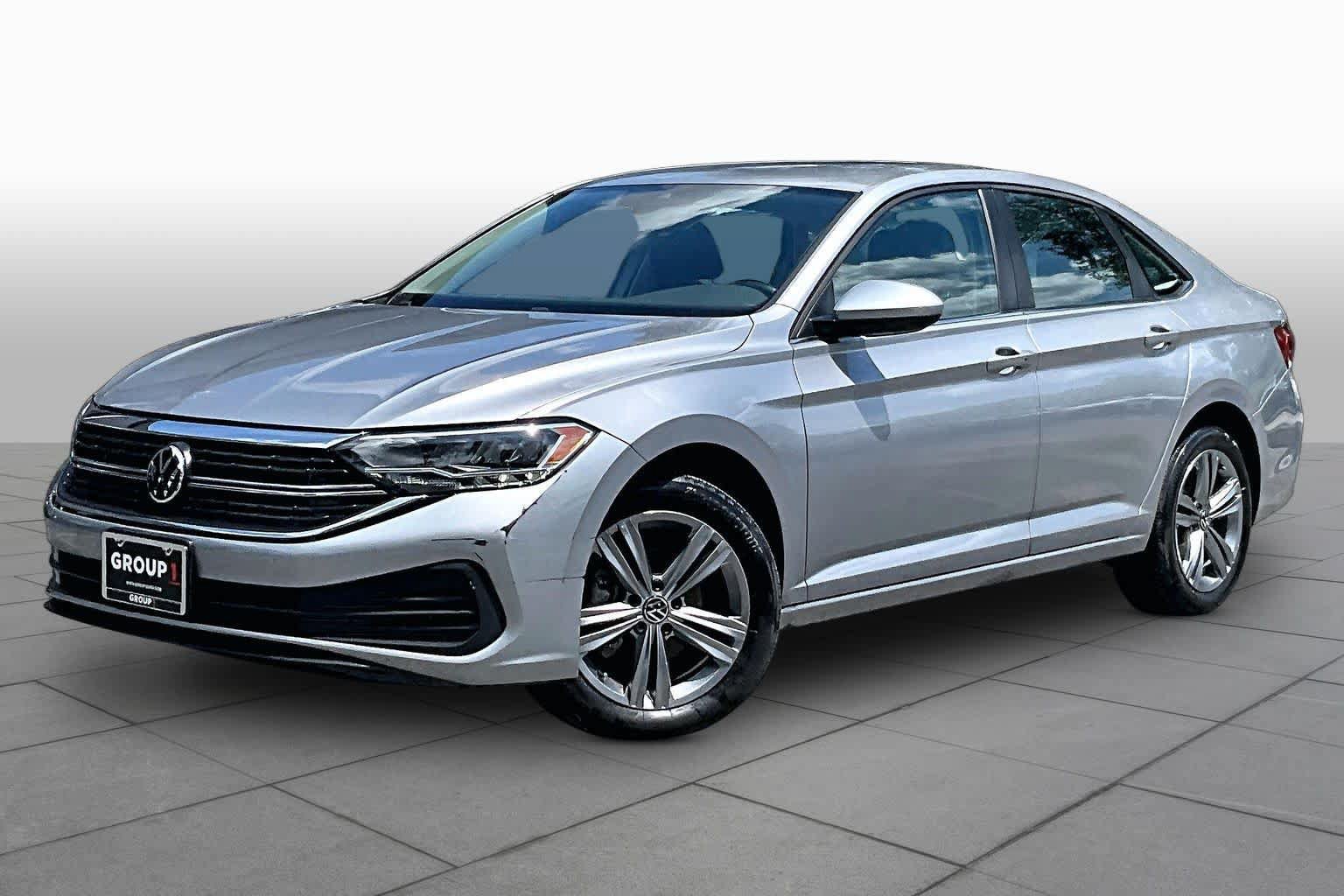 Used 2023 Volkswagen Jetta SE FWD image 1