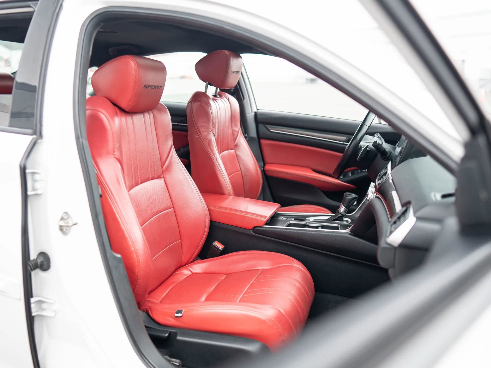 Used 2019 Honda Accord Sport image 19