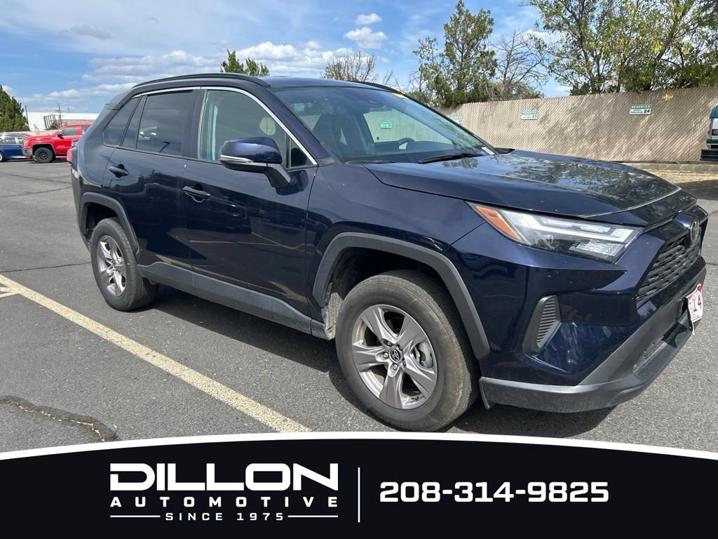 Used 2025 Toyota RAV4 XLE AWD/4WD image 23