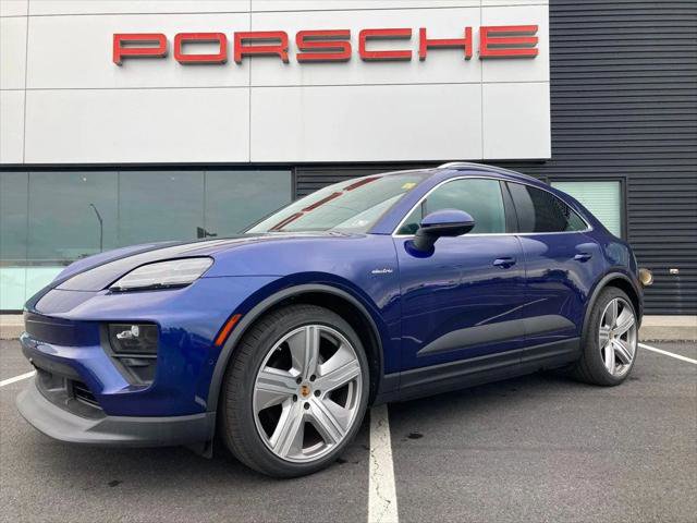 Used 2024 Porsche Macan 4 Electric image 6
