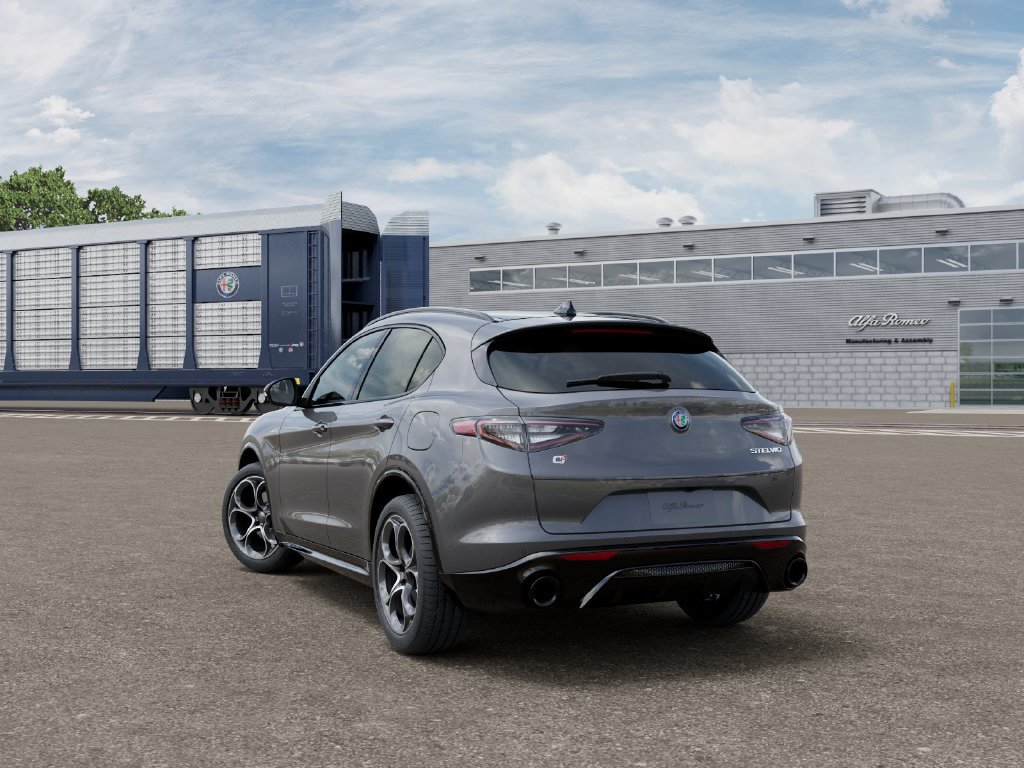 New 2026 Alfa Romeo Stelvio Sprint AWD/4WD image 3