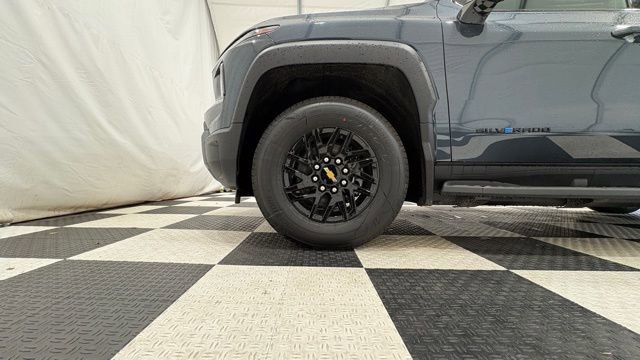 New 2026 Chevrolet Silverado EV LT image 8