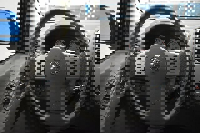 Used 2016 Nissan Frontier Desert Runner image 26