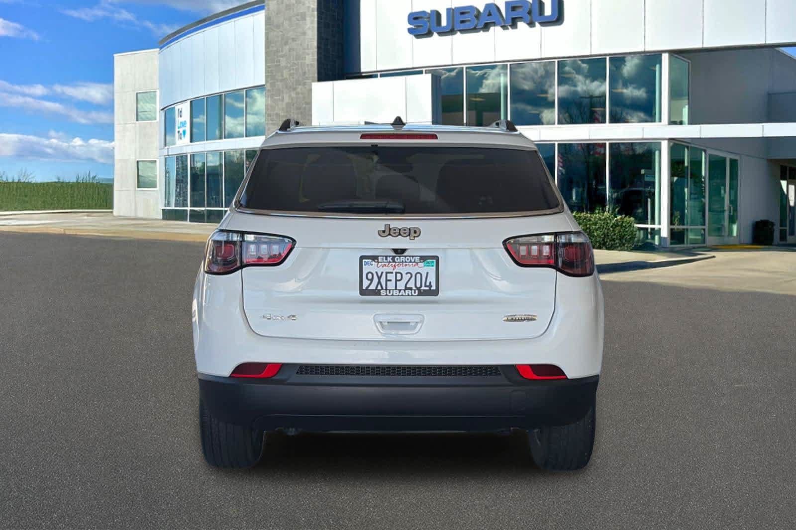 Used 2024 Jeep Compass Latitude AWD/4WD image 6