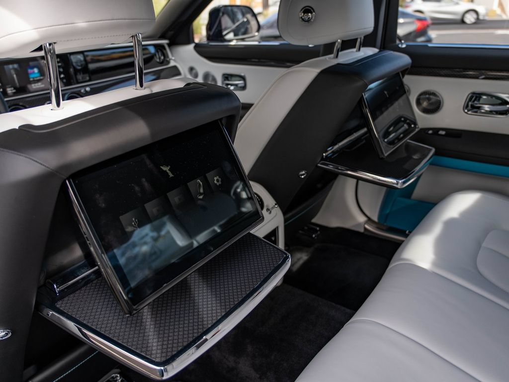 New 2026 Rolls-Royce Ghost Black Badge AWD/4WD image 36