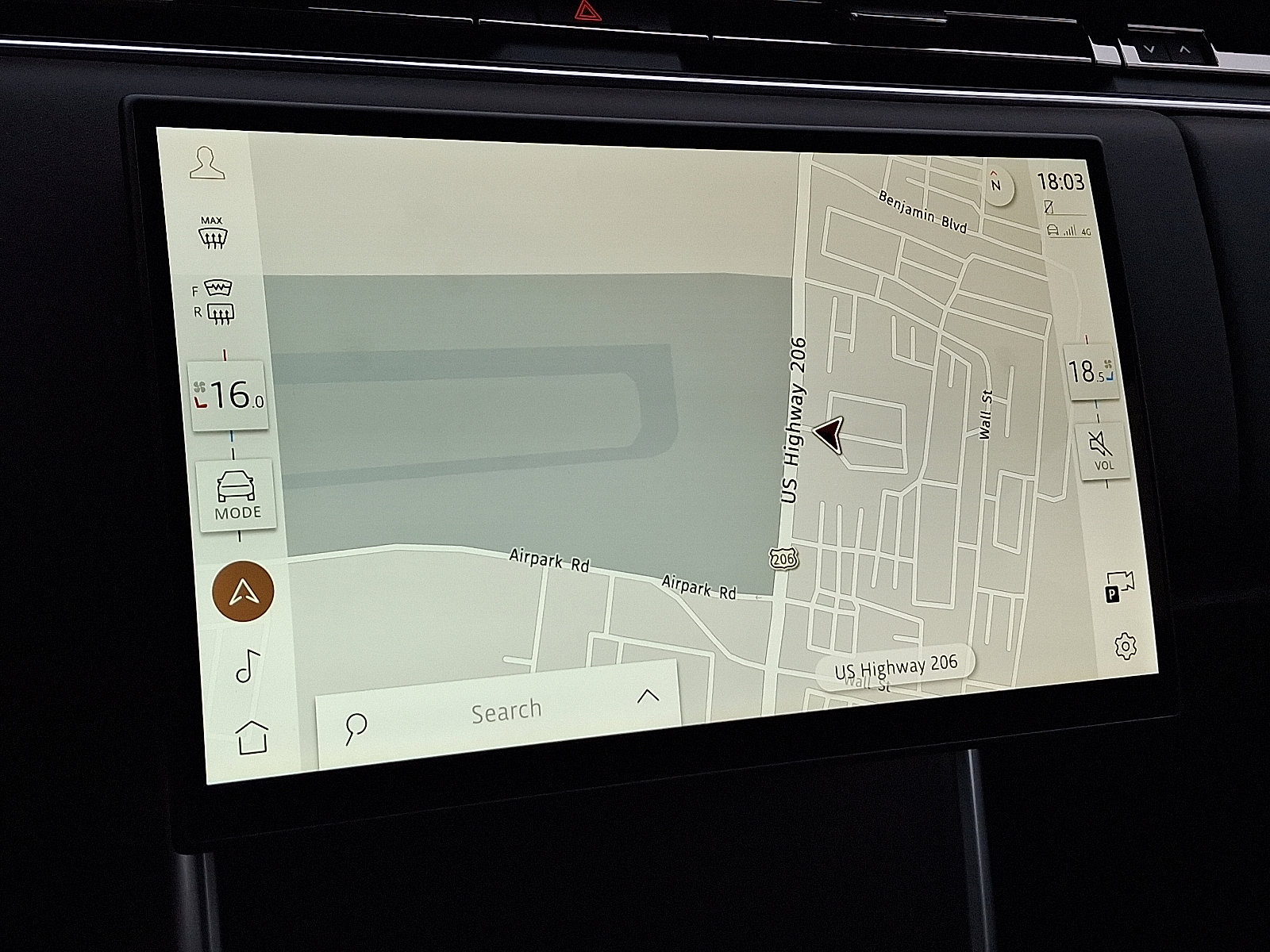 New 2025 Land Rover Range Rover SE image 15