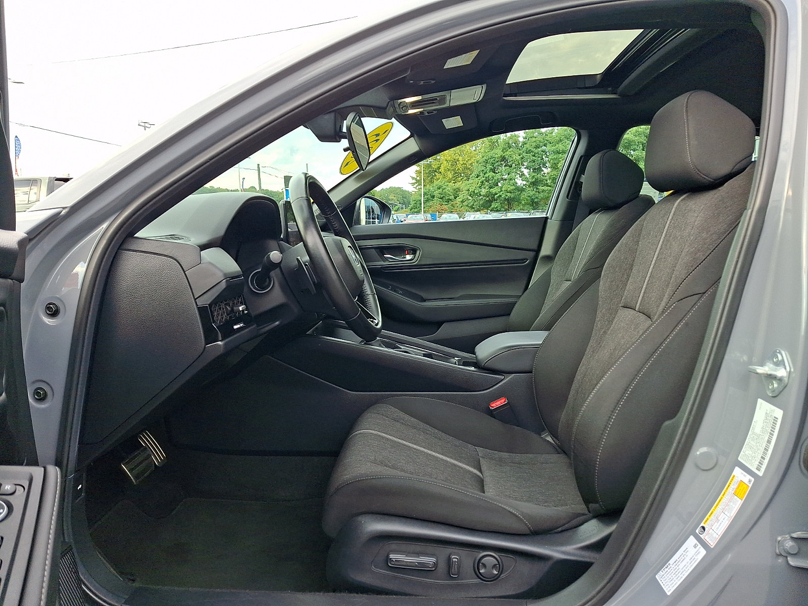 Used 2025 Honda Accord Sport image 14