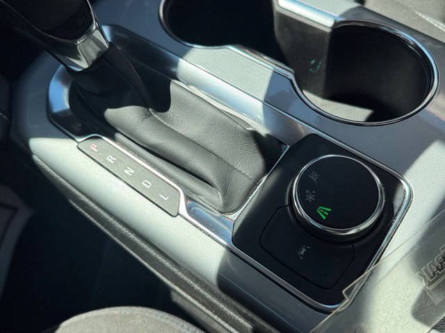 Used 2025 Chevrolet Blazer LT FWD image 19