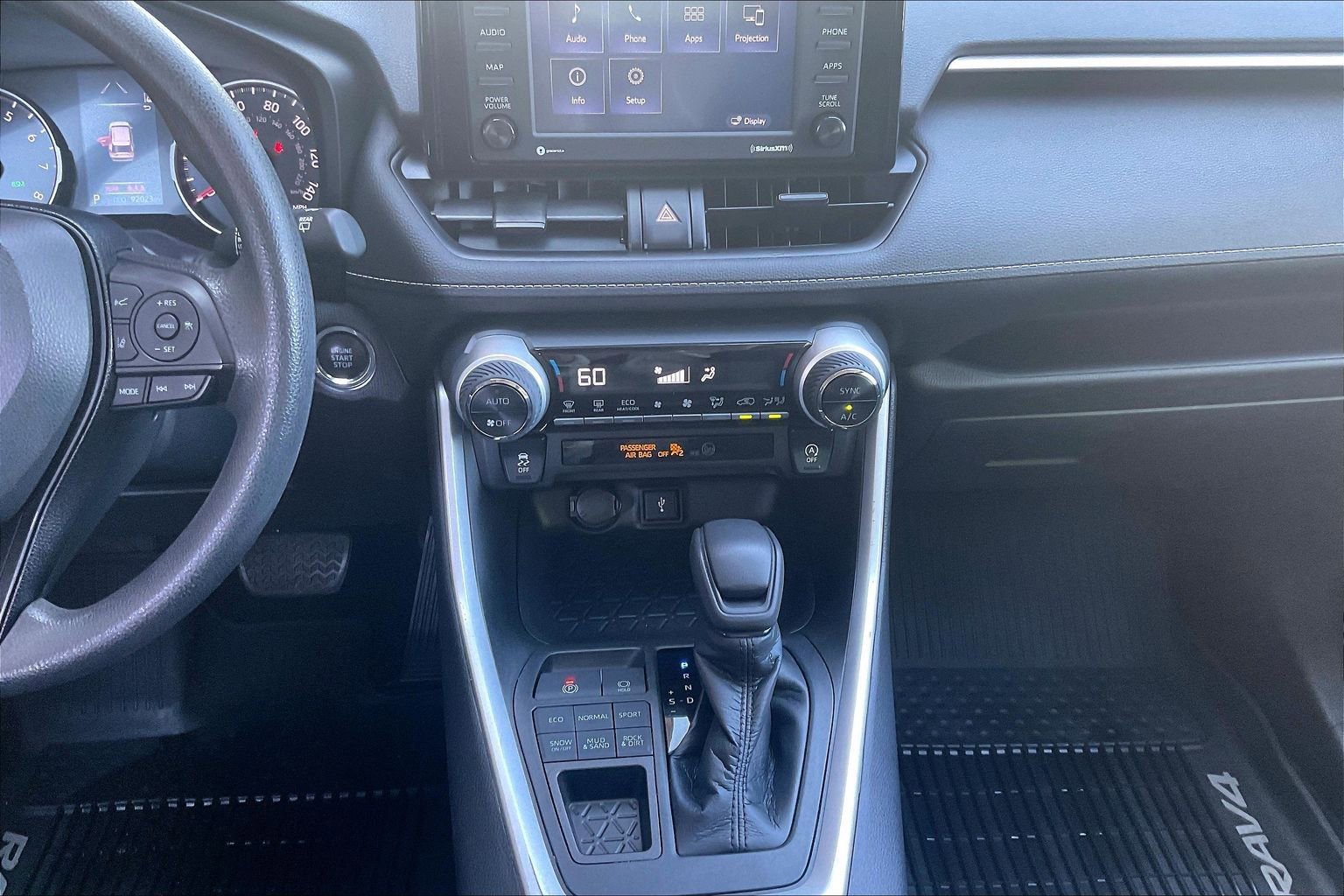 Used 2020 Toyota RAV4 XLE w/ All Weather Liner Package AWD/4WD image 9