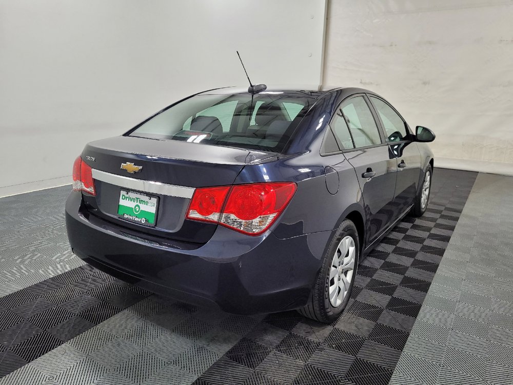 Used 2015 Chevrolet Cruze LS FWD image 9