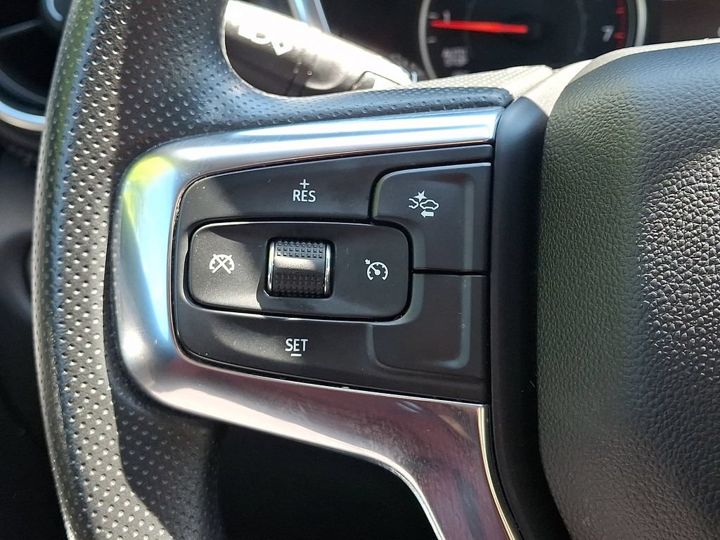 Used 2025 Chevrolet Blazer LT AWD/4WD image 24