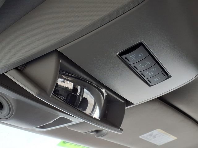 Used 2015 Chrysler Town & Country Limited w/ Trailer Tow Group image 23