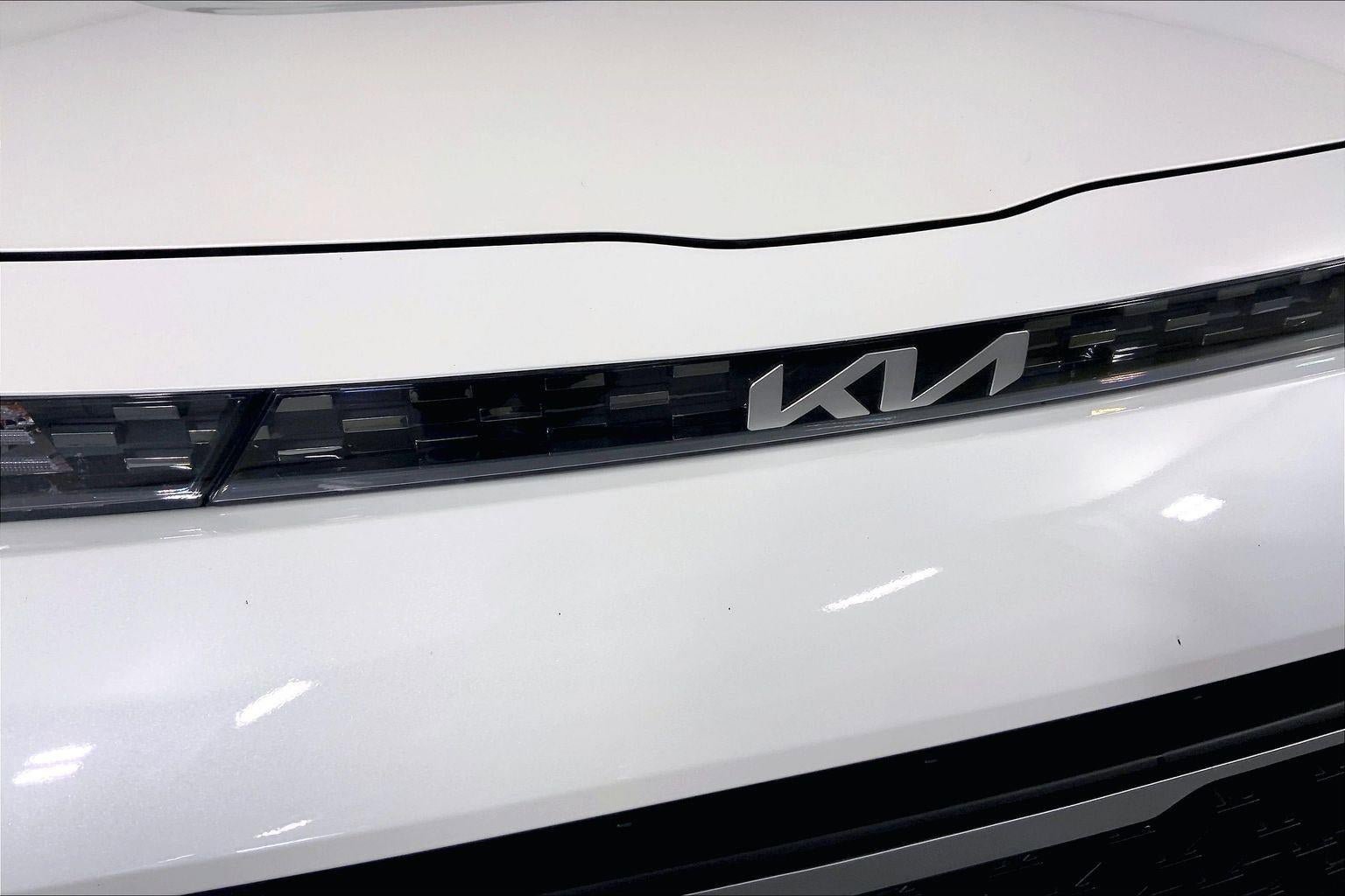 Certified 2025 Kia Soul LX image 28