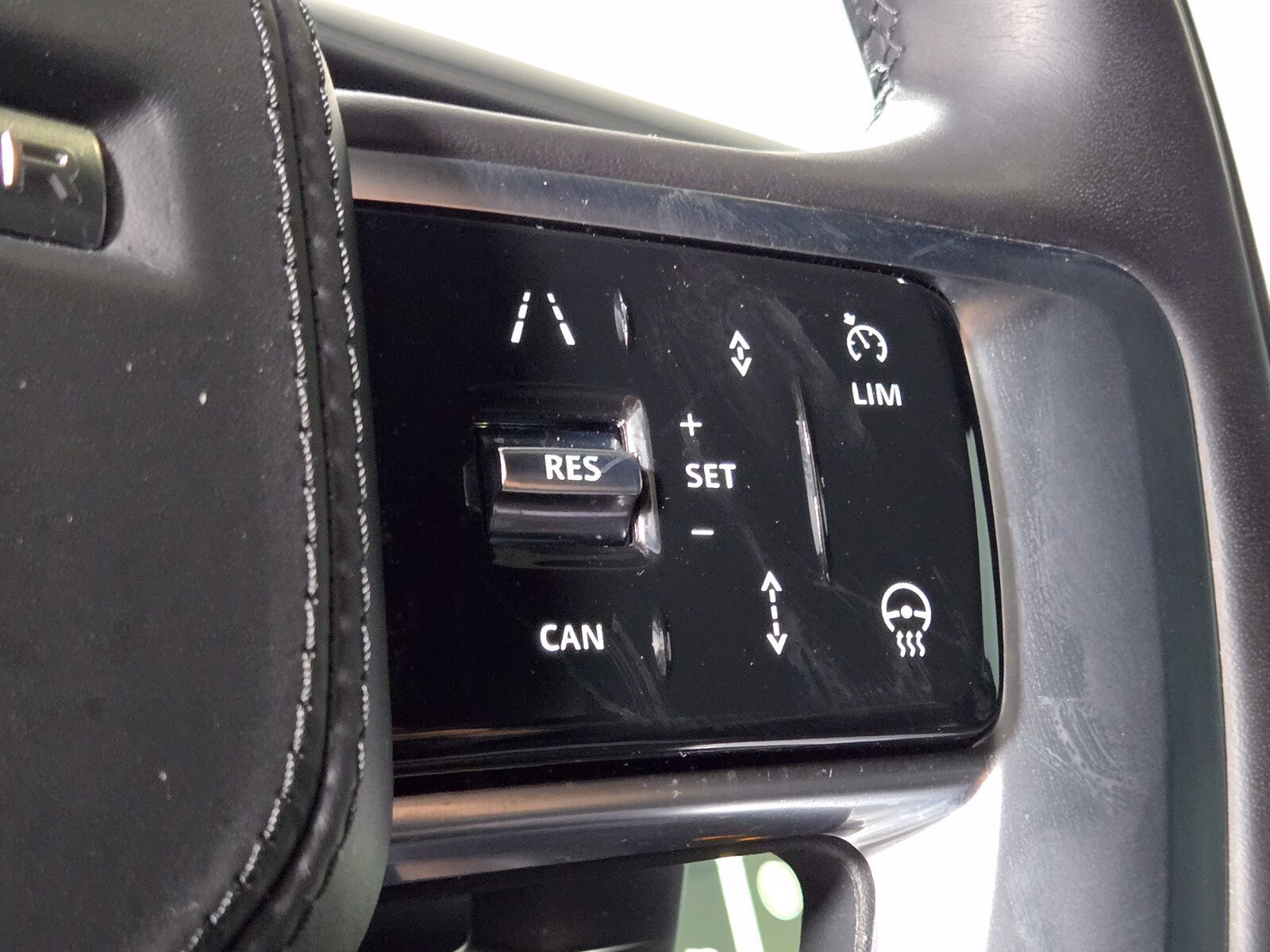 Used 2023 Land Rover Range Rover SV AWD/4WD image 26