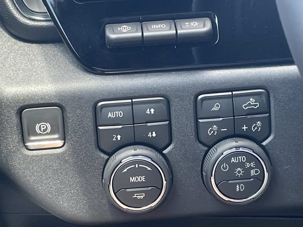 New 2026 Chevrolet Silverado 2500 ZR2 AWD/4WD image 33