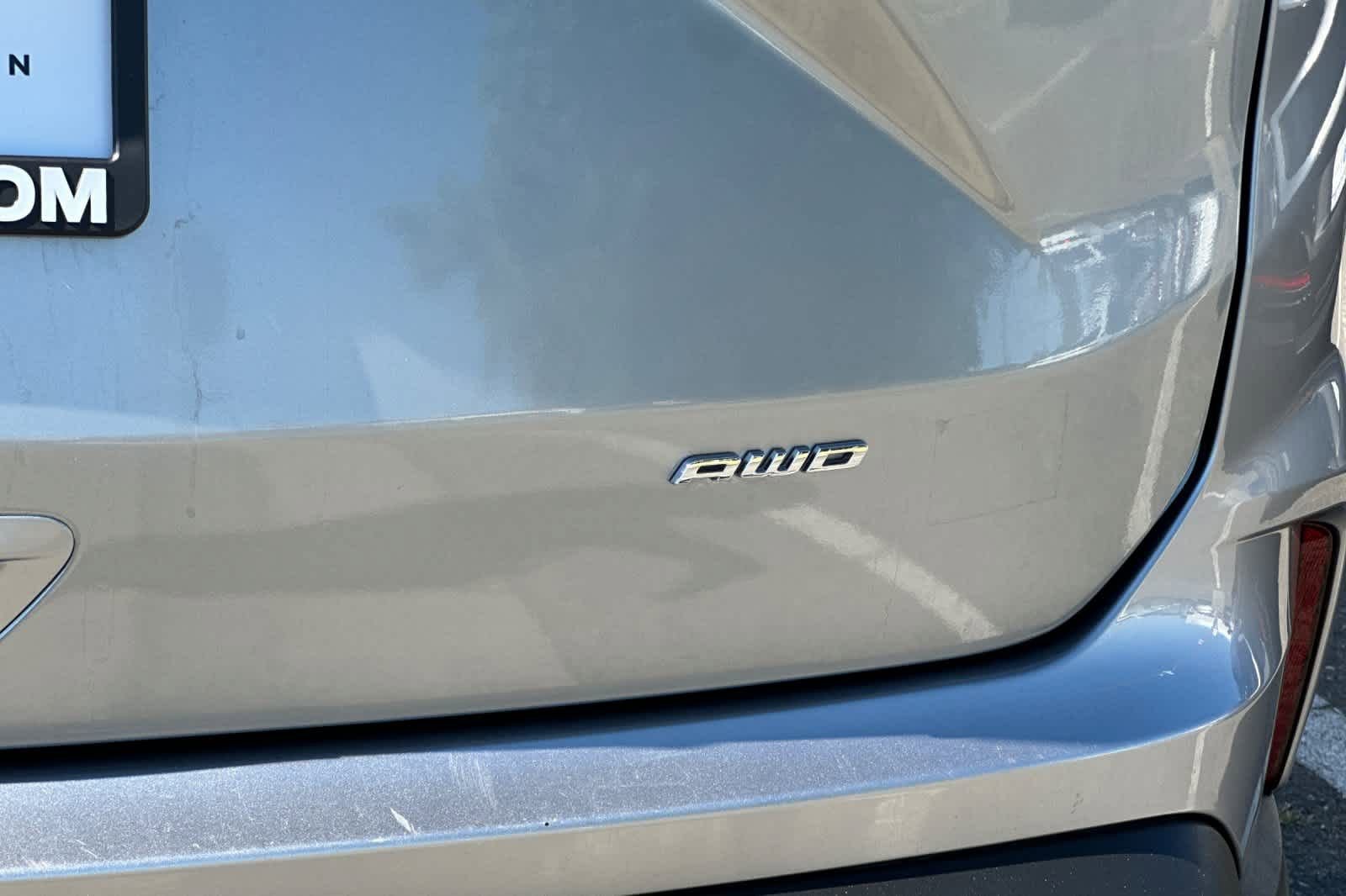 Certified 2024 Ford Edge Titanium AWD/4WD image 28