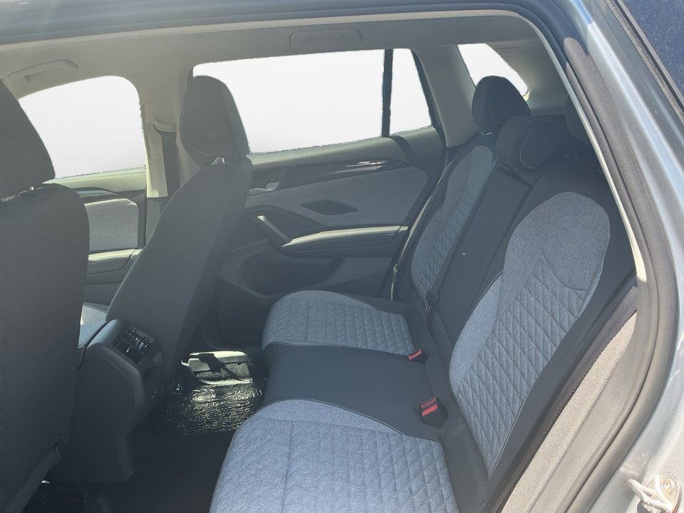 New 2026 Volkswagen Tiguan S FWD image 13