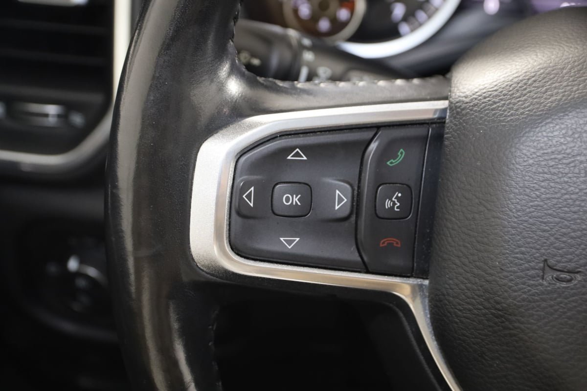 Used 2020 RAM 1500 Laramie AWD/4WD image 37