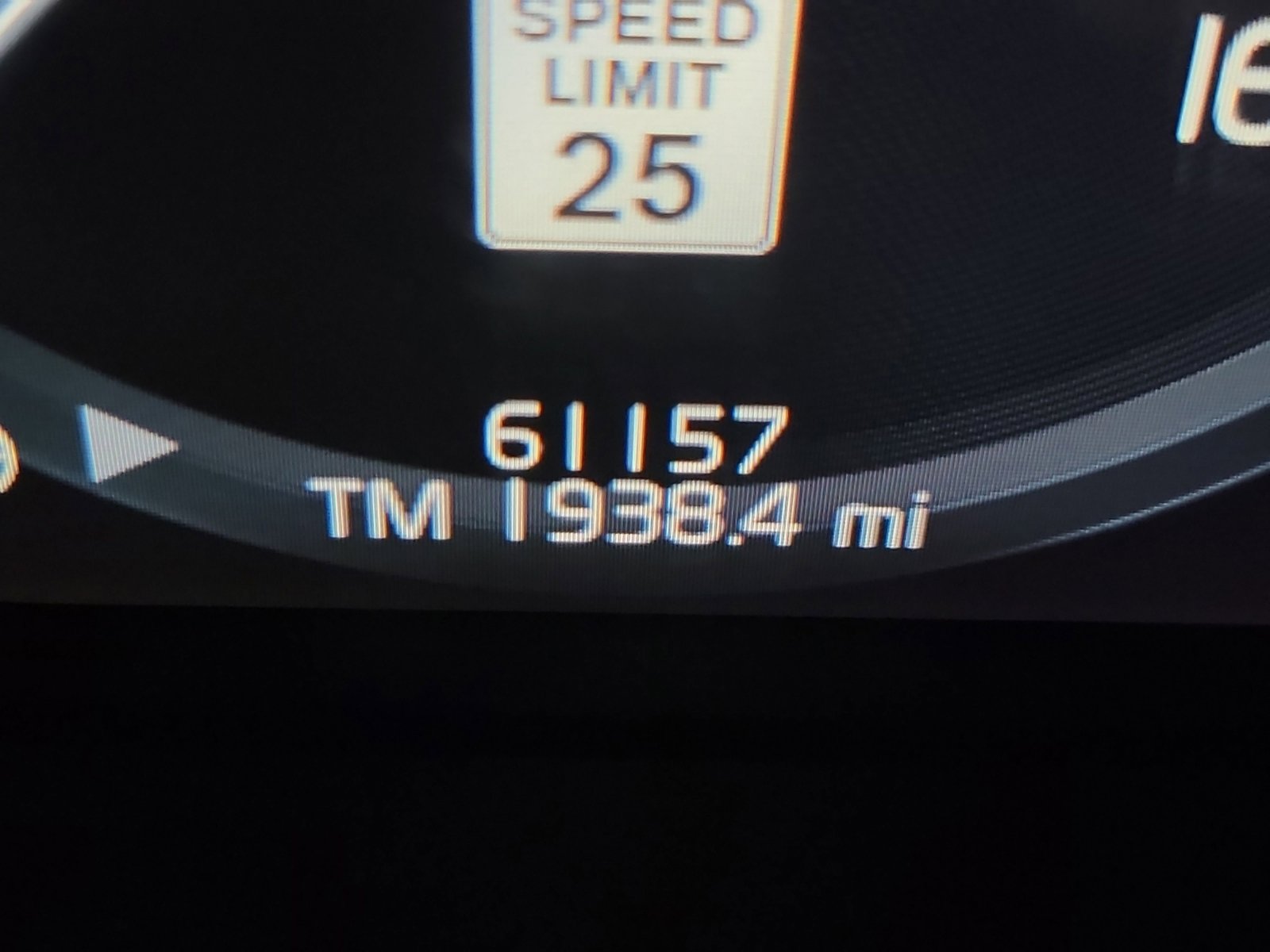 Used 2021 Volvo V60 T5 Cross Country image 19