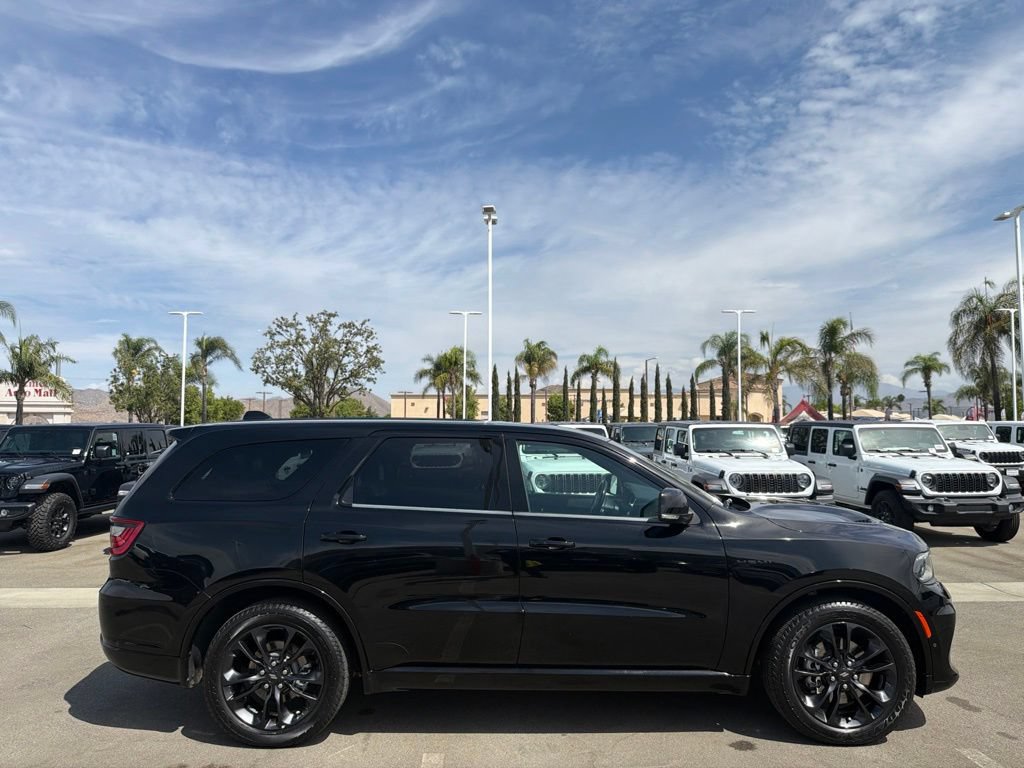Used 2021 Dodge Durango R/T w/ Blacktop Package AWD/4WD image 3