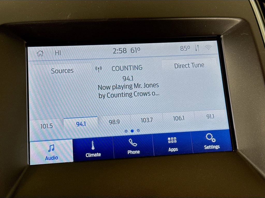 Used 2020 Ford Edge Titanium w/ Cargo Accessory Package FWD image 33
