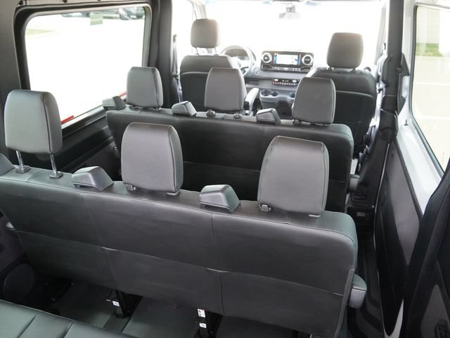 Used 2025 Mercedes-Benz Sprinter 2500 image 13