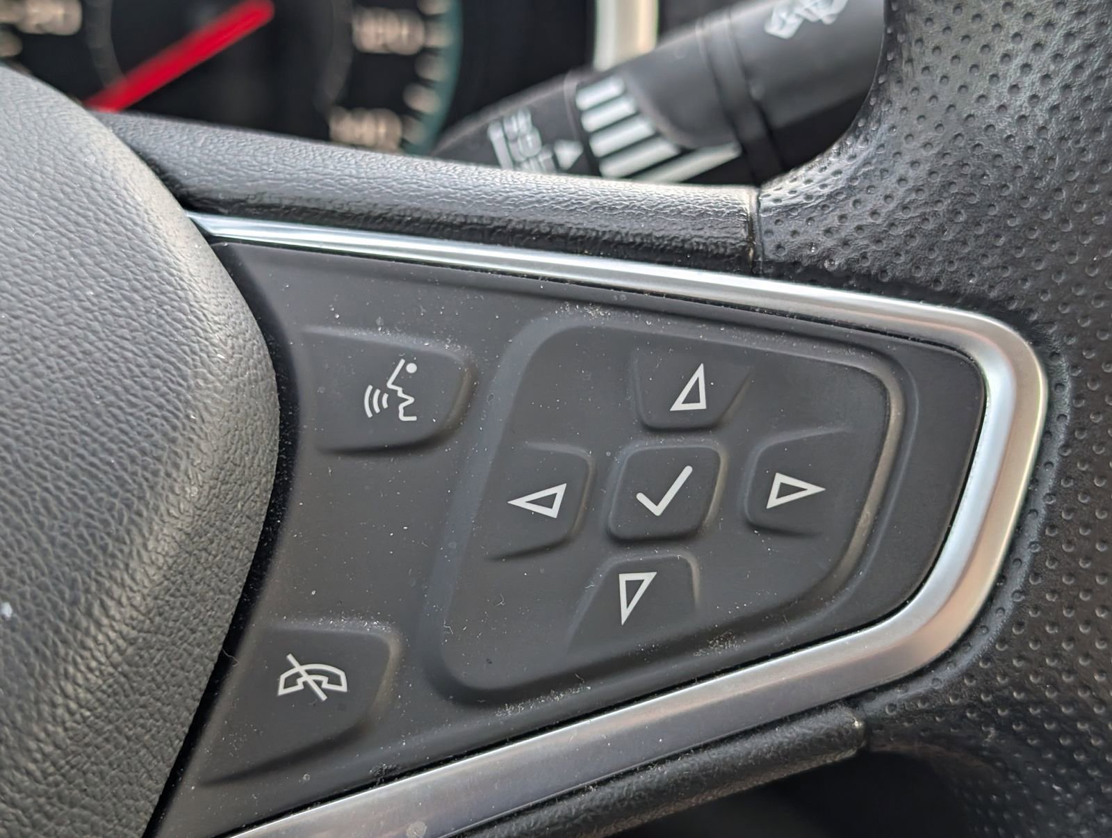 Used 2023 Chevrolet Malibu LT image 15