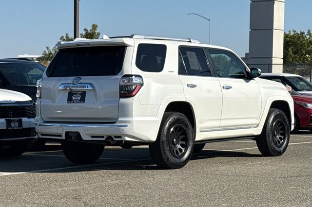 Used 2017 Toyota 4Runner Limited w/ Convenience Package AWD/4WD image 5