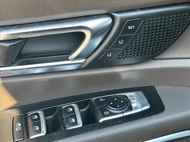 Used 2021 Kia Telluride SX w/ Towing Package FWD image 23