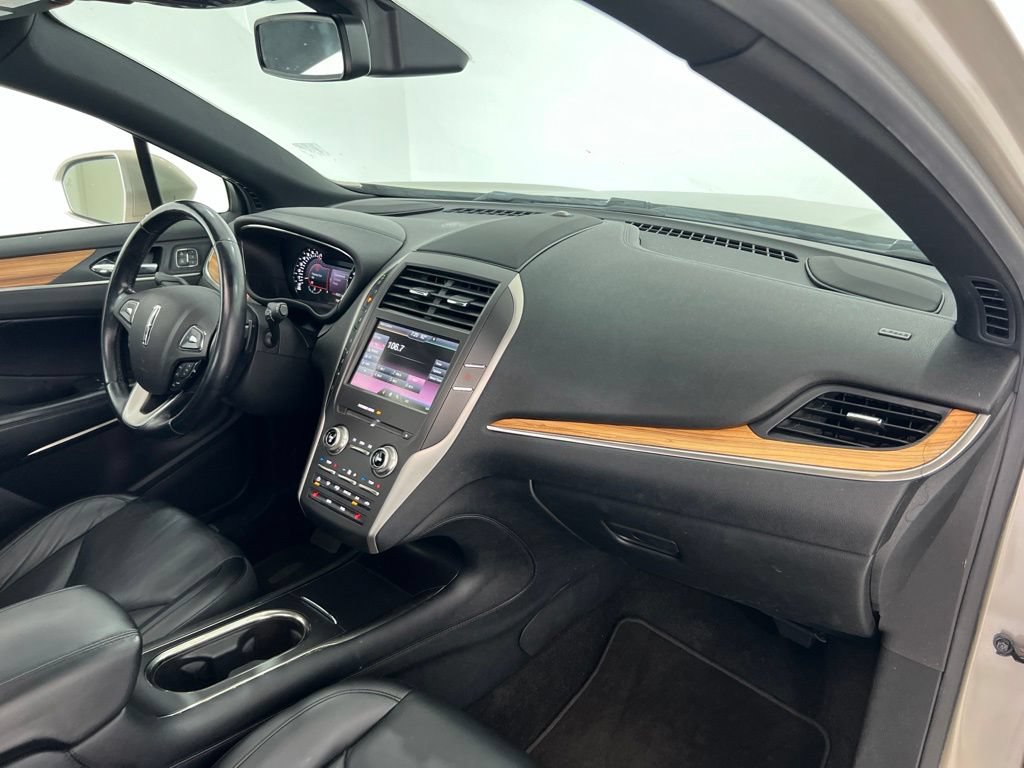 Used 2015 Lincoln MKC FWD w/ Equipment Group 101A Select image 26